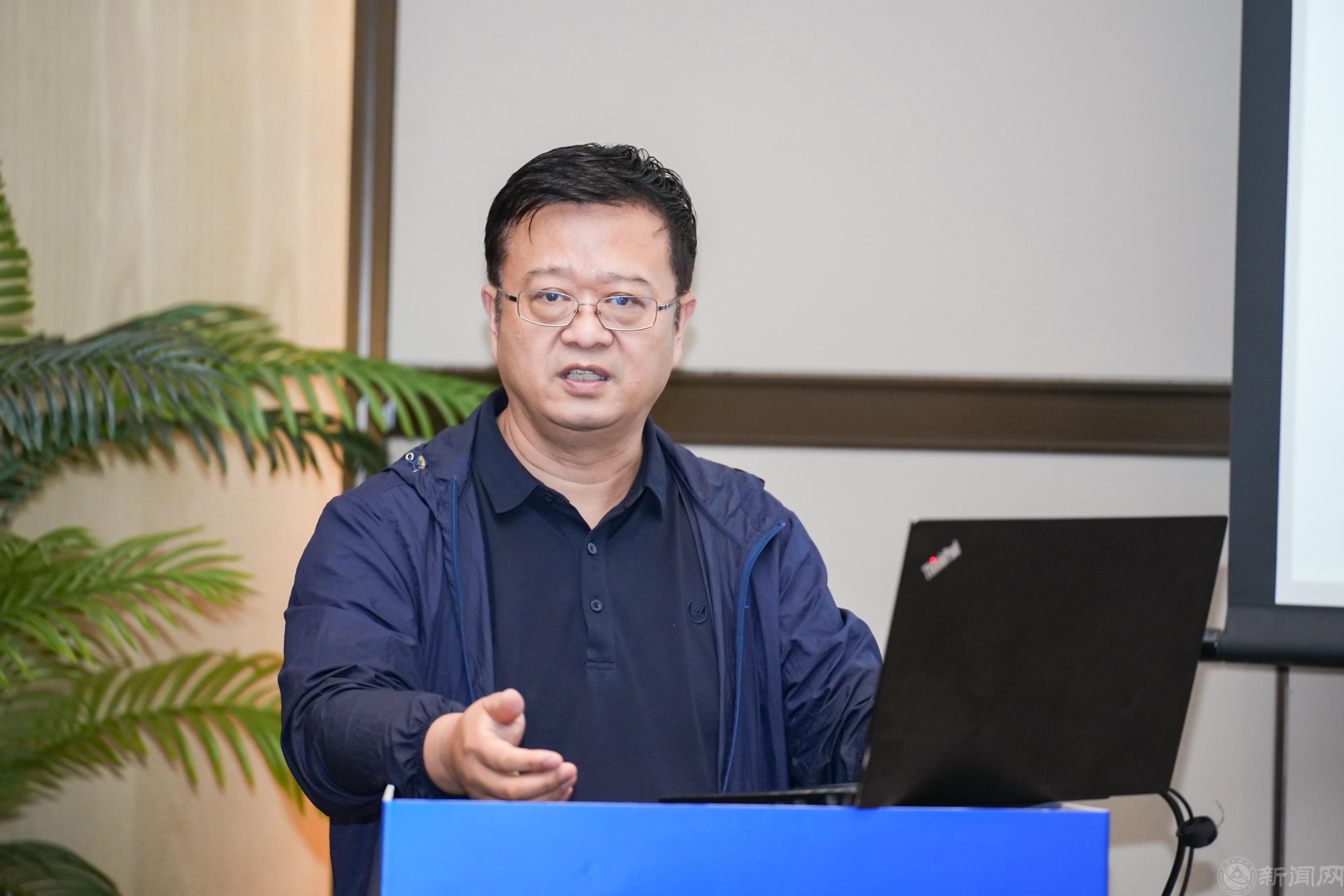 LY004856-opq3986989570.jpg LY004856-opq3986989570.jpg