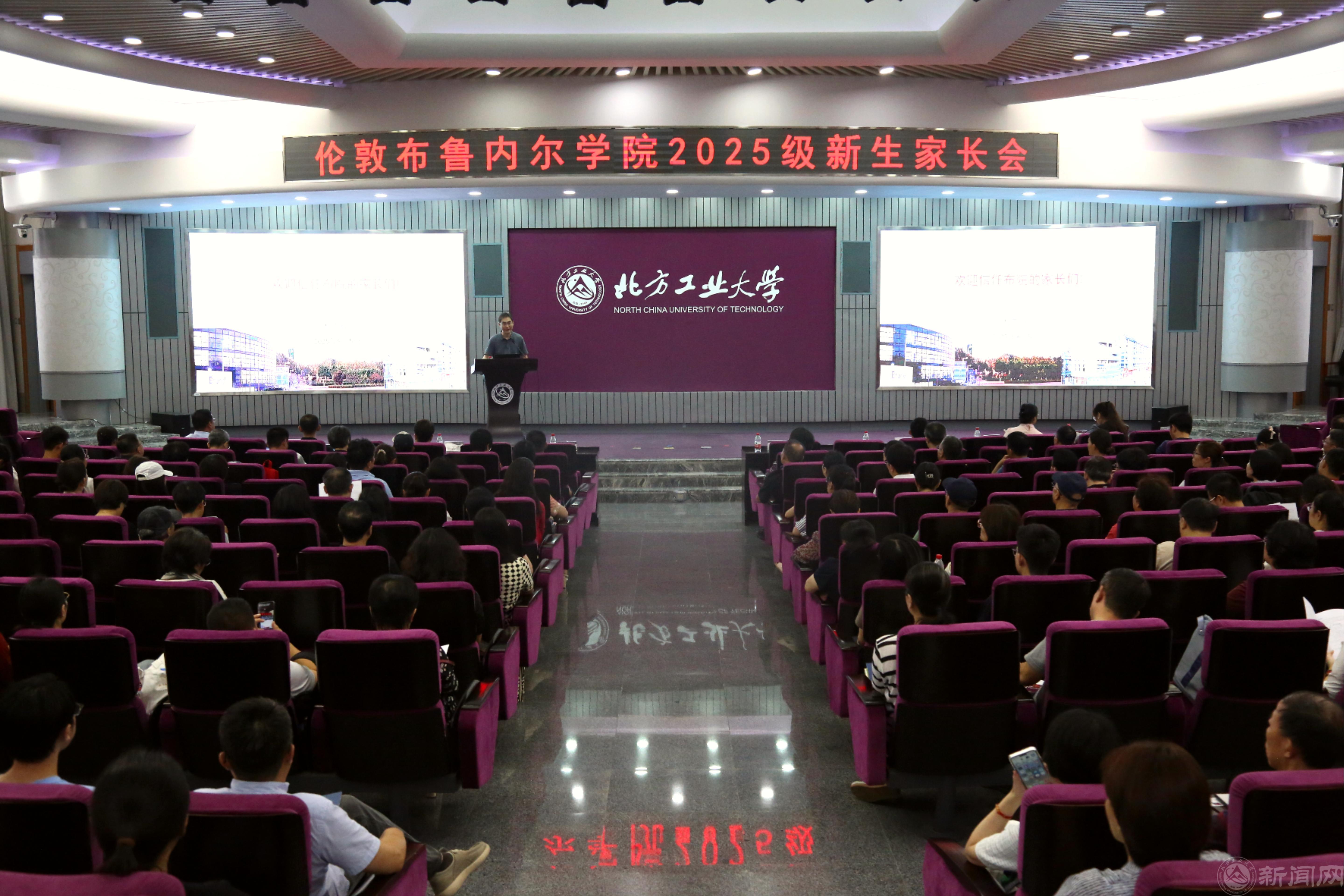 D97A5329(1).jpg D97A5329(1).jpg