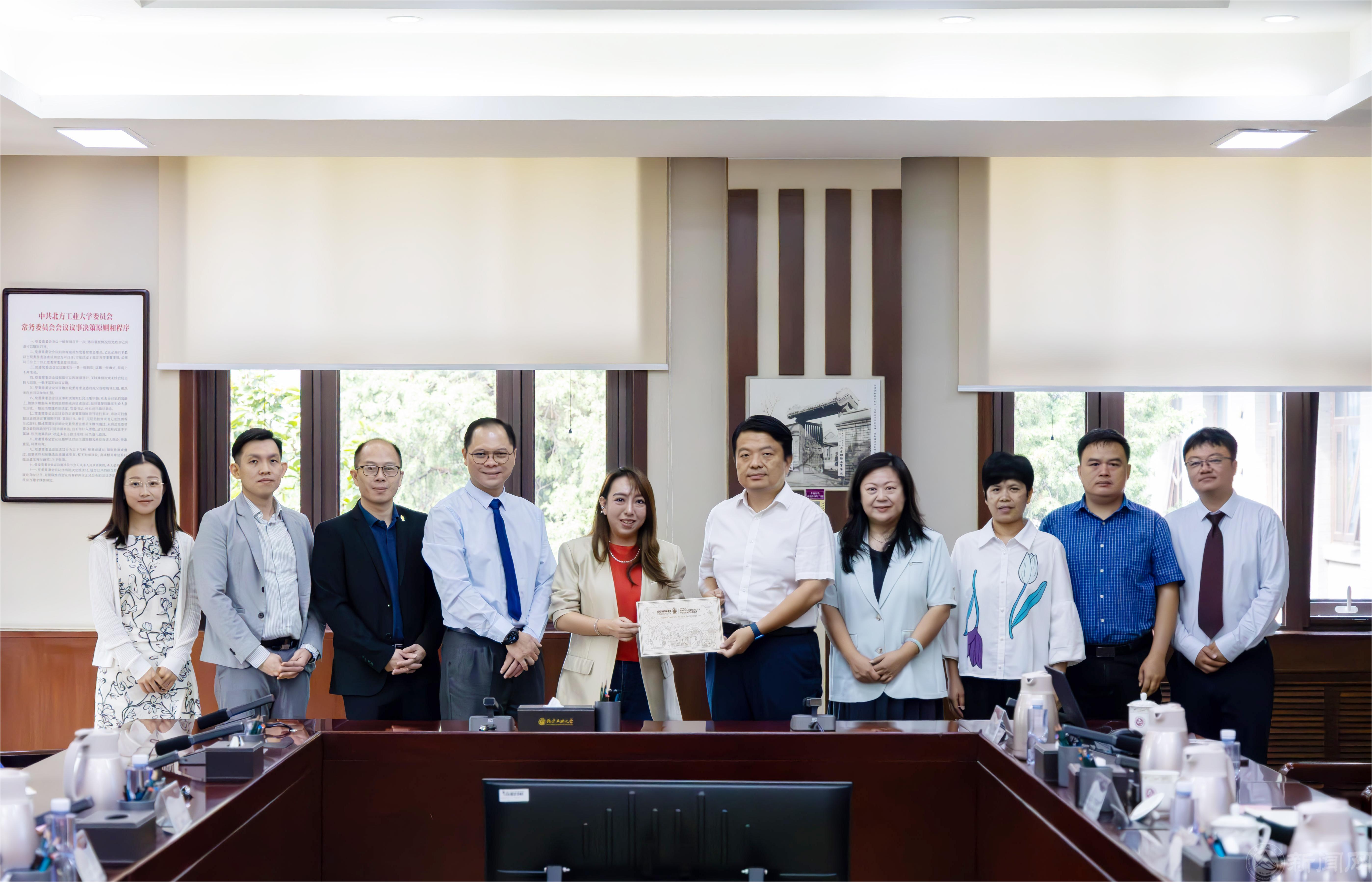 ee723205a0ef29901ef575274e548d1.jpg ee723205a0ef29901ef575274e548d1.jpg